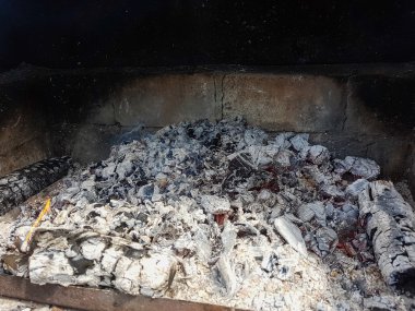 Kömür ızgara barbekü için