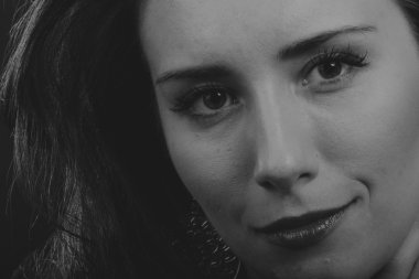 Güzel bir rakam ile güzel esmer