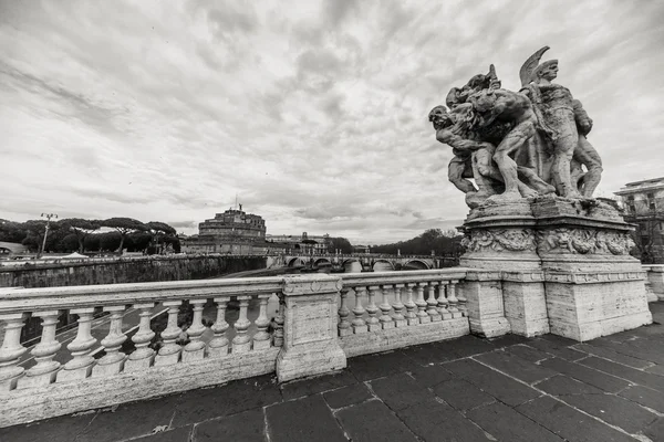 Great Rome, view of the river Tiber and architectural monuments. — Stock Photo, Image