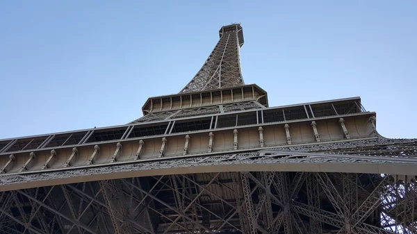 The Eiffel Tower in Paris — Stock Photo, Image