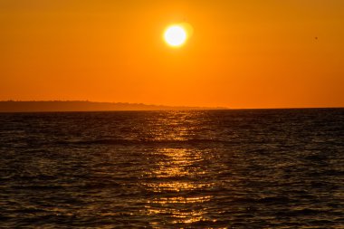 Girit sahil muhteşem günbatımı