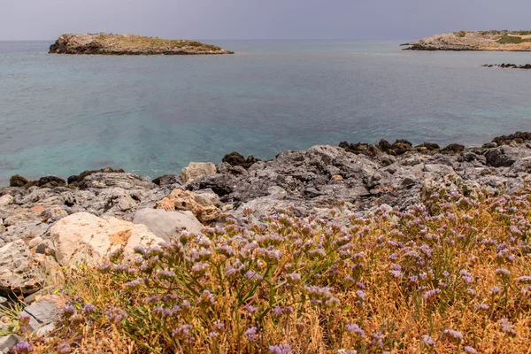 Ładnym. Wybrzeżu wyspy Krety — Zdjęcie stockowe