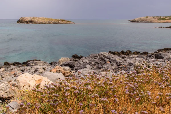 Beautiful seascape. The coast of the island of Crete — Stock Photo, Image