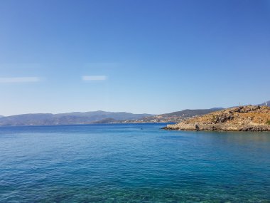 Muhteşem Girit Denizi. Deniz manzarası, mavi su