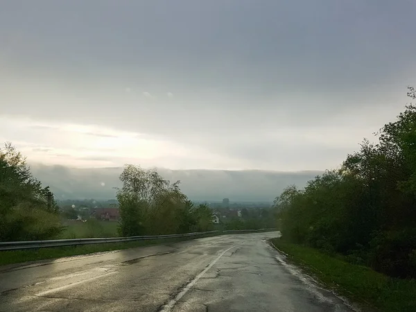 The road in rainy weather — Stock Photo, Image