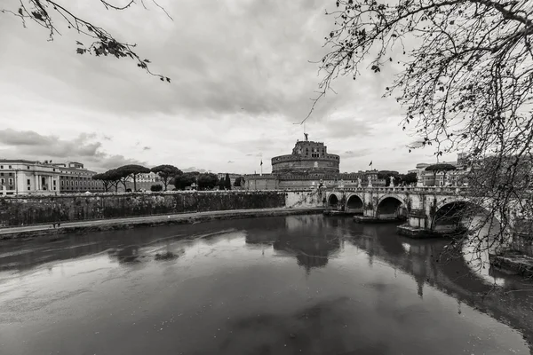 Veduta del Tevere a Roma — Foto Stock