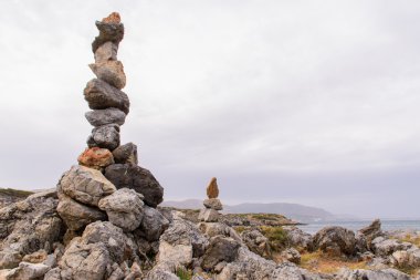 Güzel deniz manzarası. Sahile Girit Adası