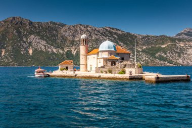 Karadağ 'daki Aziz George Adası