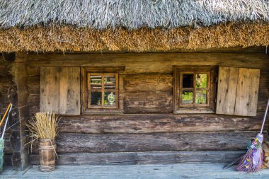 Karpatların eski halklarının evleri.