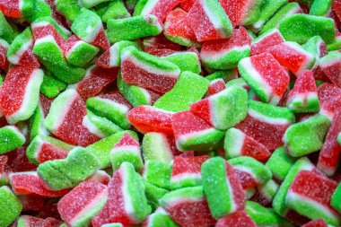 Bir sürü şekerli sakız.