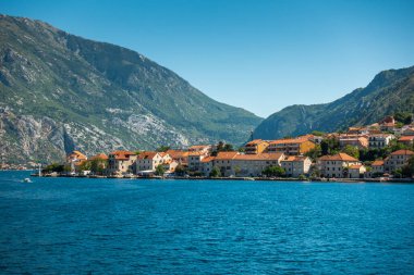 Karadağ 'ın güzel deniz kasabaları