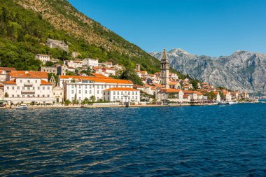 Karadağ 'ın güzel deniz kasabaları