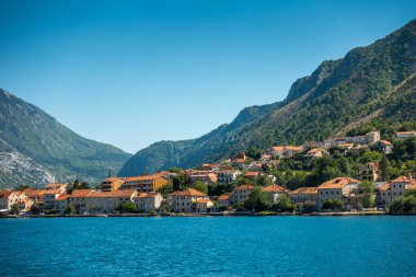Karadağ 'ın güzel deniz kasabaları