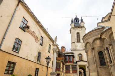 Lviv 'in güzel sokakları ve evleri