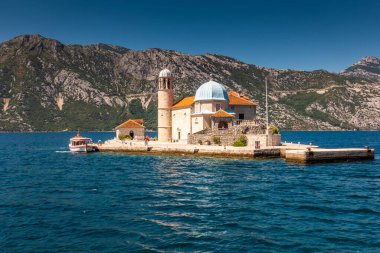 Karadağ 'daki Aziz George Adası