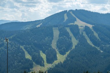 Kayak merkezi yaz doğası arka planı