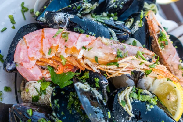 Shrimps Mussels Seafood Plate — Stock Photo, Image