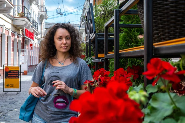 Retrato Ciudad Una Mujer Hermosa — Foto de Stock