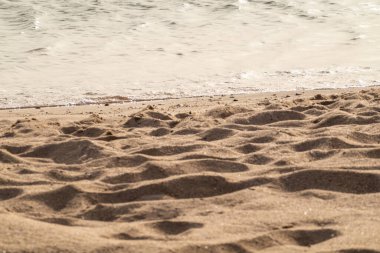 Sabah arkaplanda güzel bir deniz manzarası