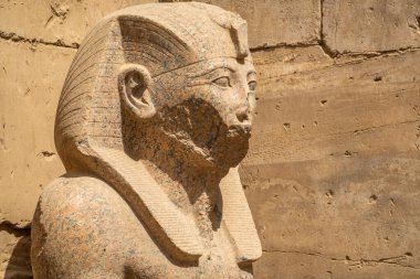 Mısır 'ın antik anıtları, Karnak tapınağı