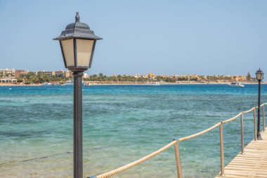 Güzel deniz pantonu ve kumsal