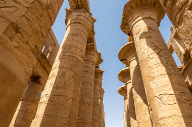Mısır 'ın antik anıtları, Karnak tapınağı
