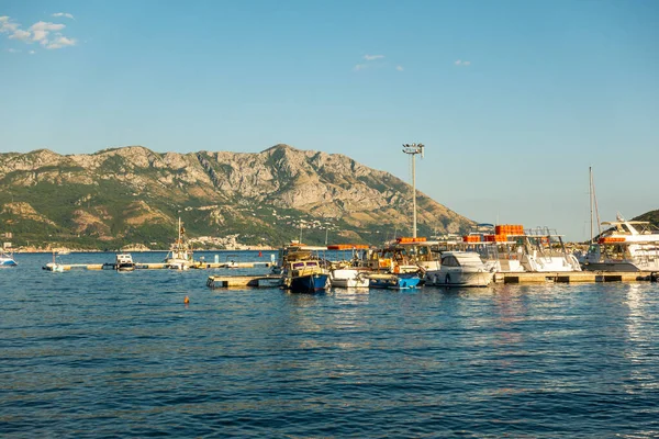 Όμορφες Θαλάσσιες Πόλεις Του Μαυροβουνίου — Φωτογραφία Αρχείου