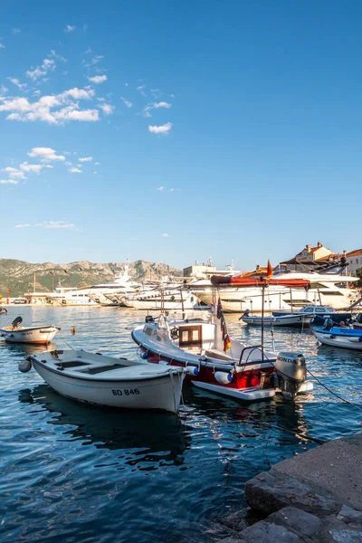 Karadağ Güzel Deniz Kasabaları — Stok fotoğraf
