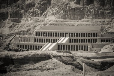 Mısır 'daki Antik Hatshepsut Tapınağı