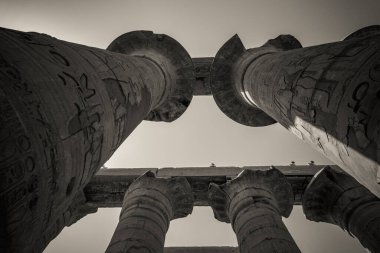 Mısır 'ın antik anıtları, Karnak tapınağı