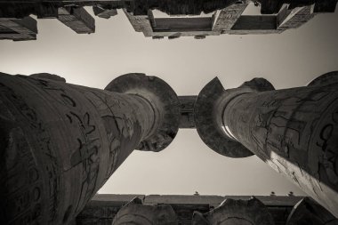 Mısır 'ın antik anıtları, Karnak tapınağı