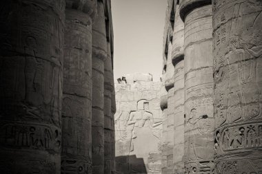 Mısır 'ın antik anıtları, Karnak tapınağı