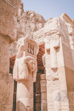 Mısır 'daki Antik Hatshepsut Tapınağı