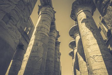 Mısır 'ın antik anıtları, Karnak tapınağı
