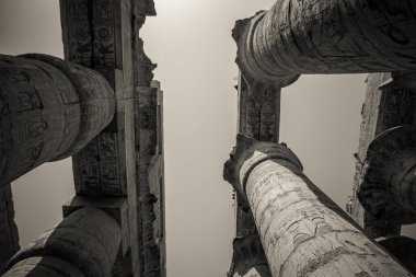 Mısır 'ın antik anıtları, Karnak tapınağı