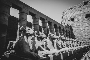 Mısır 'ın antik anıtları, Karnak tapınağı