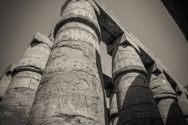 Mısır 'ın antik anıtları, Karnak tapınağı