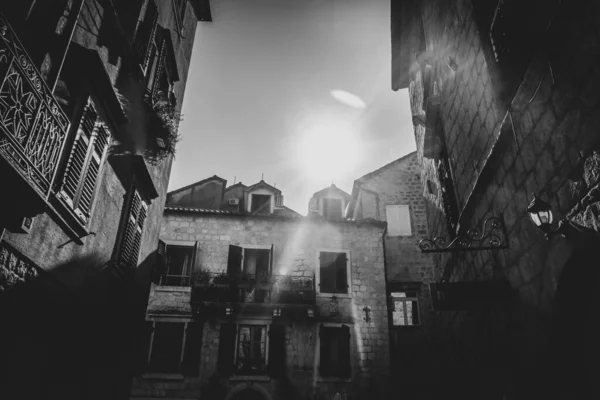 モンテネグロの美しい街の背景 — ストック写真