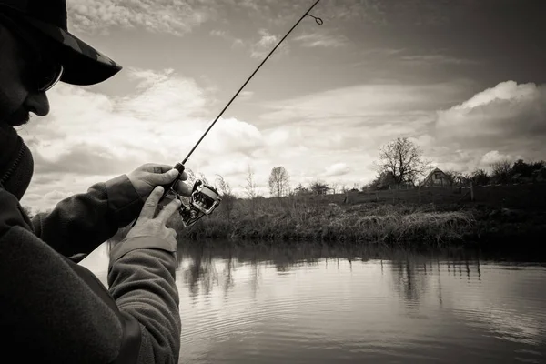 Pesca Alla Trota Sul Lago Ricreazione — Foto Stock