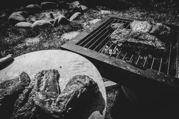 Grill Steaks Camping Portable Grill — Stock Photo, Image