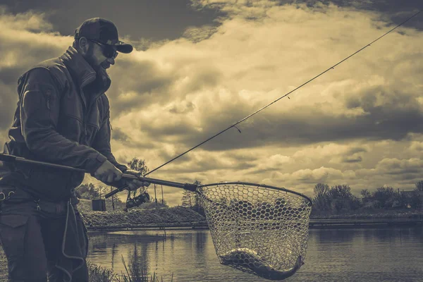 Pesca Truta Lago Recreação — Fotografia de Stock