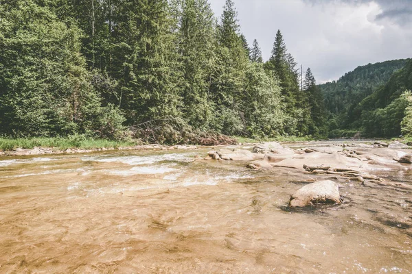 Magnifico Fiume Montagna Natura Mozzafiato — Foto Stock