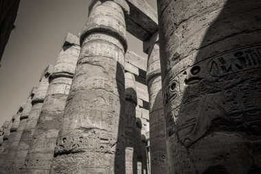 Mısır 'ın antik anıtları, Karnak tapınağı