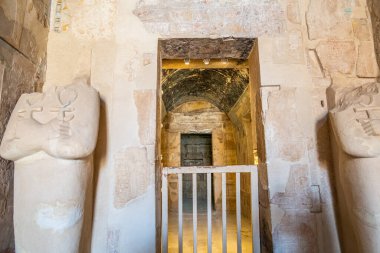 Mısır 'daki Antik Hatshepsut Tapınağı