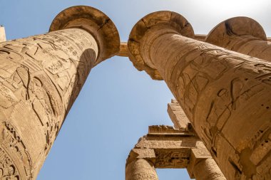 Mısır 'ın antik anıtları, Karnak tapınağı