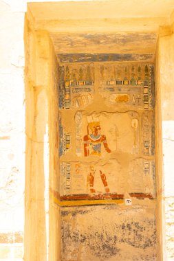 Mısır 'daki Antik Hatshepsut Tapınağı