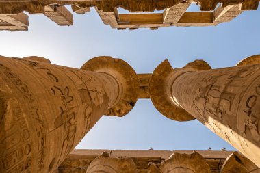 Mısır 'ın antik anıtları, Karnak tapınağı