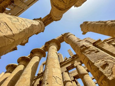 Mısır 'ın antik anıtları, Karnak tapınağı