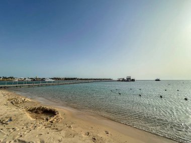 Güzel deniz pantonu ve kumsal