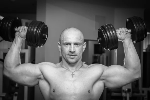 Mannen i gym — Stockfoto